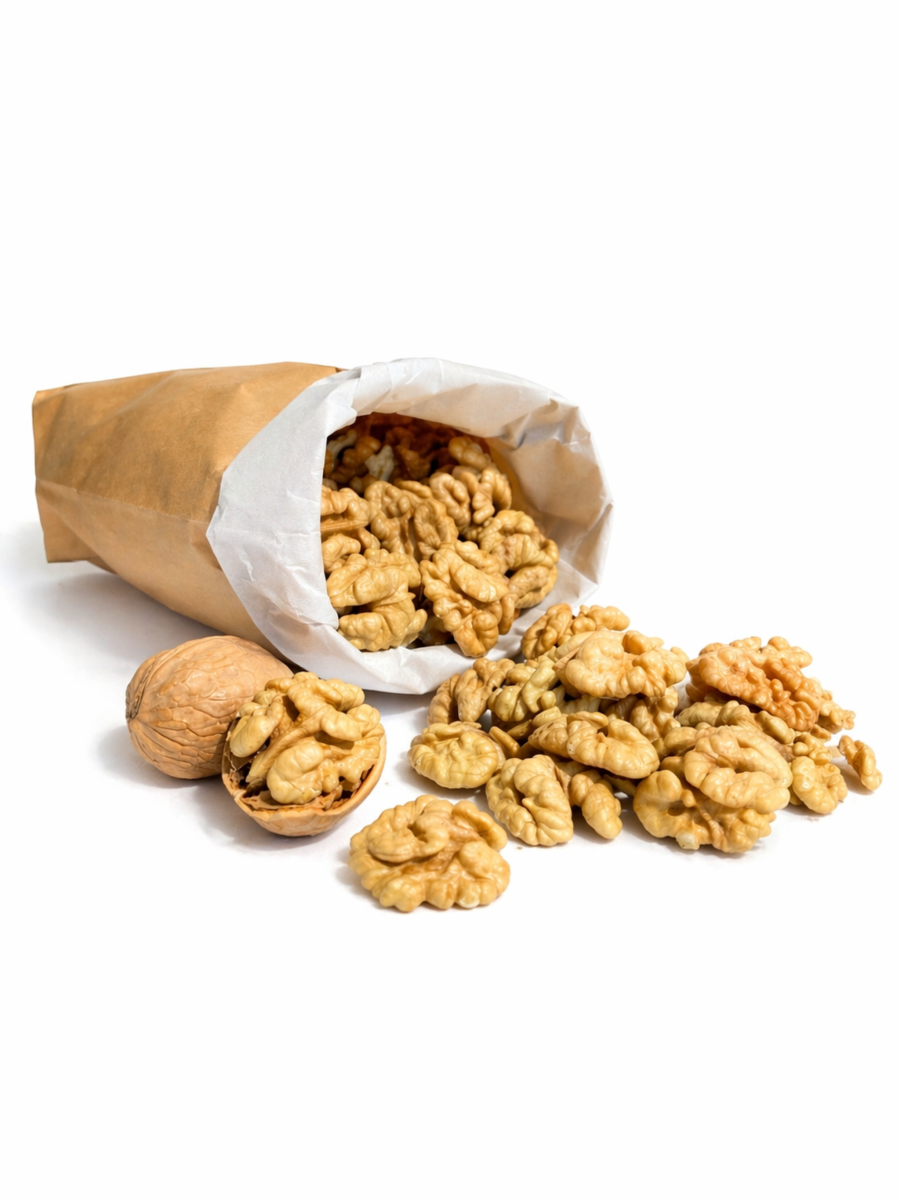 Frische Walnusskerne naturbelassen in Papierbeutel – Premium Qualität